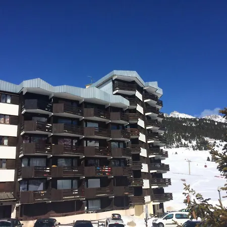 Apartment Renove Avec Coin Montagne, Balcon, Parking Prive Et Animaux Acceptes - Fr-1-445-62 Montgenevre